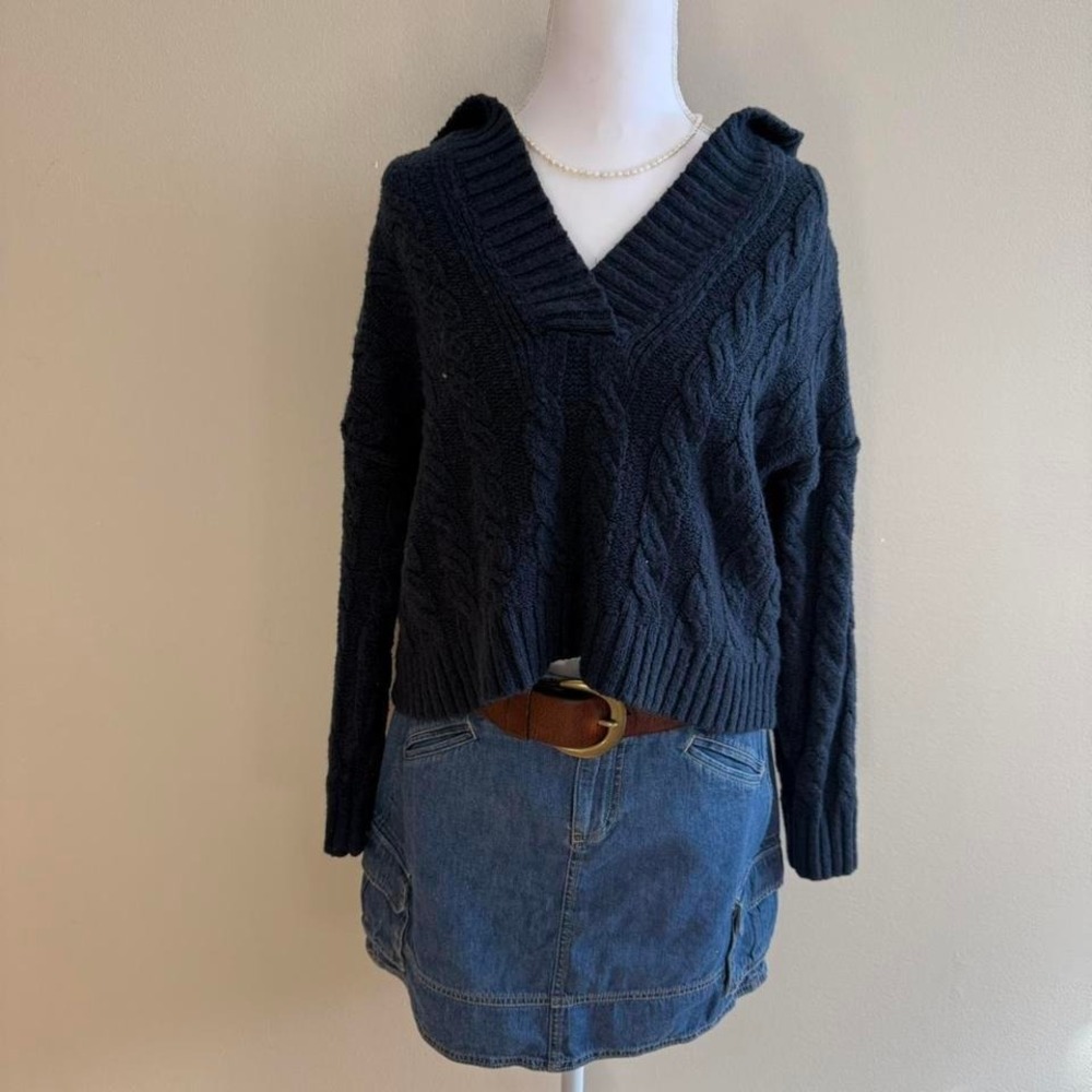 American Eagle Women's Navy Blue Cropped Hoodie Sweater Sz XS